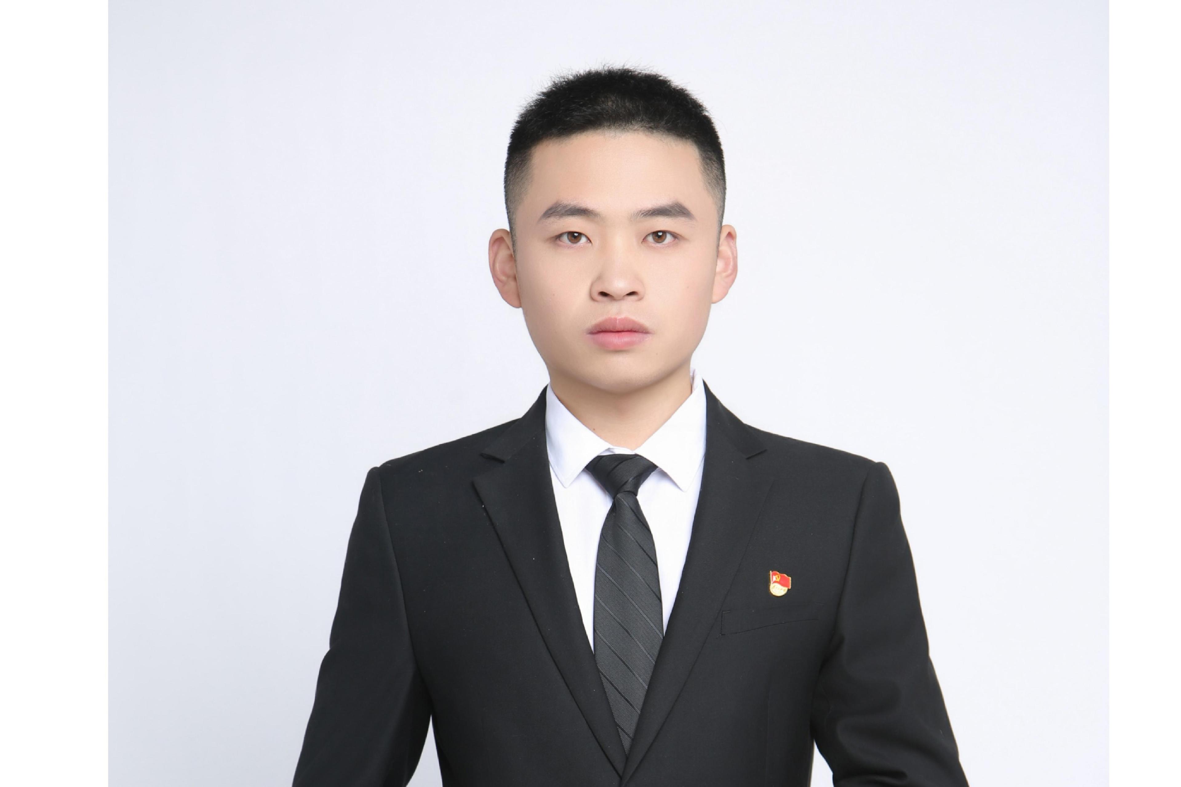 李阳